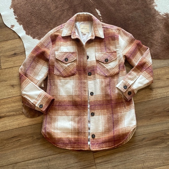 Plaid oversized Shacket/jacket button up - Picture 1 of 8